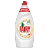 Средство д/посуды FAIRY Нежные руки Ромашка+Витамин Е, 900мл